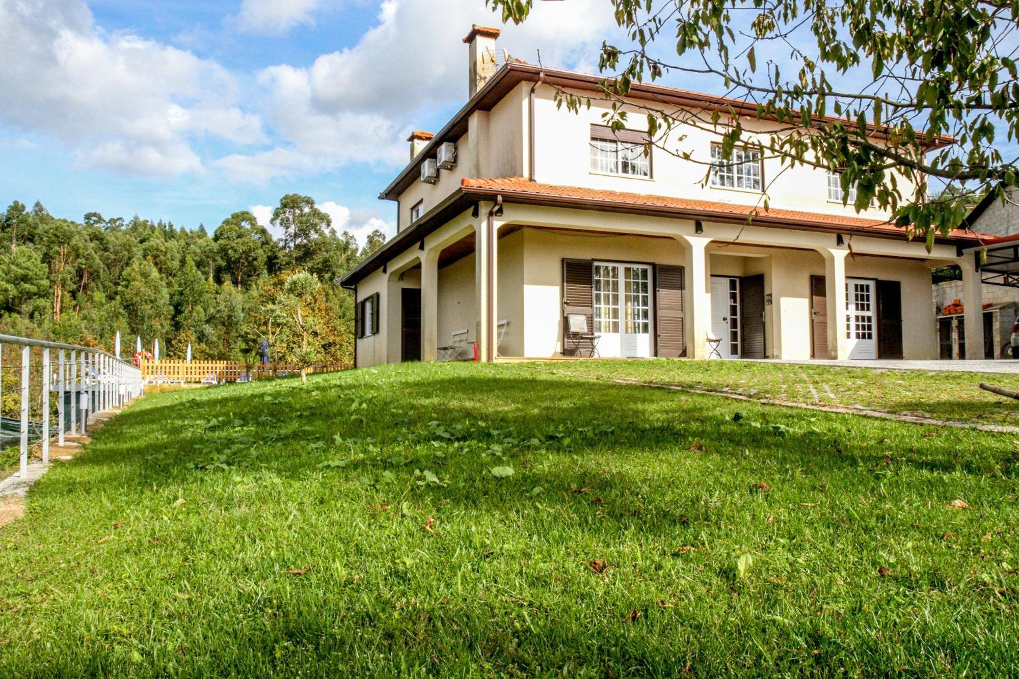 Martins House Quartos Arouca Eksteriør bilde