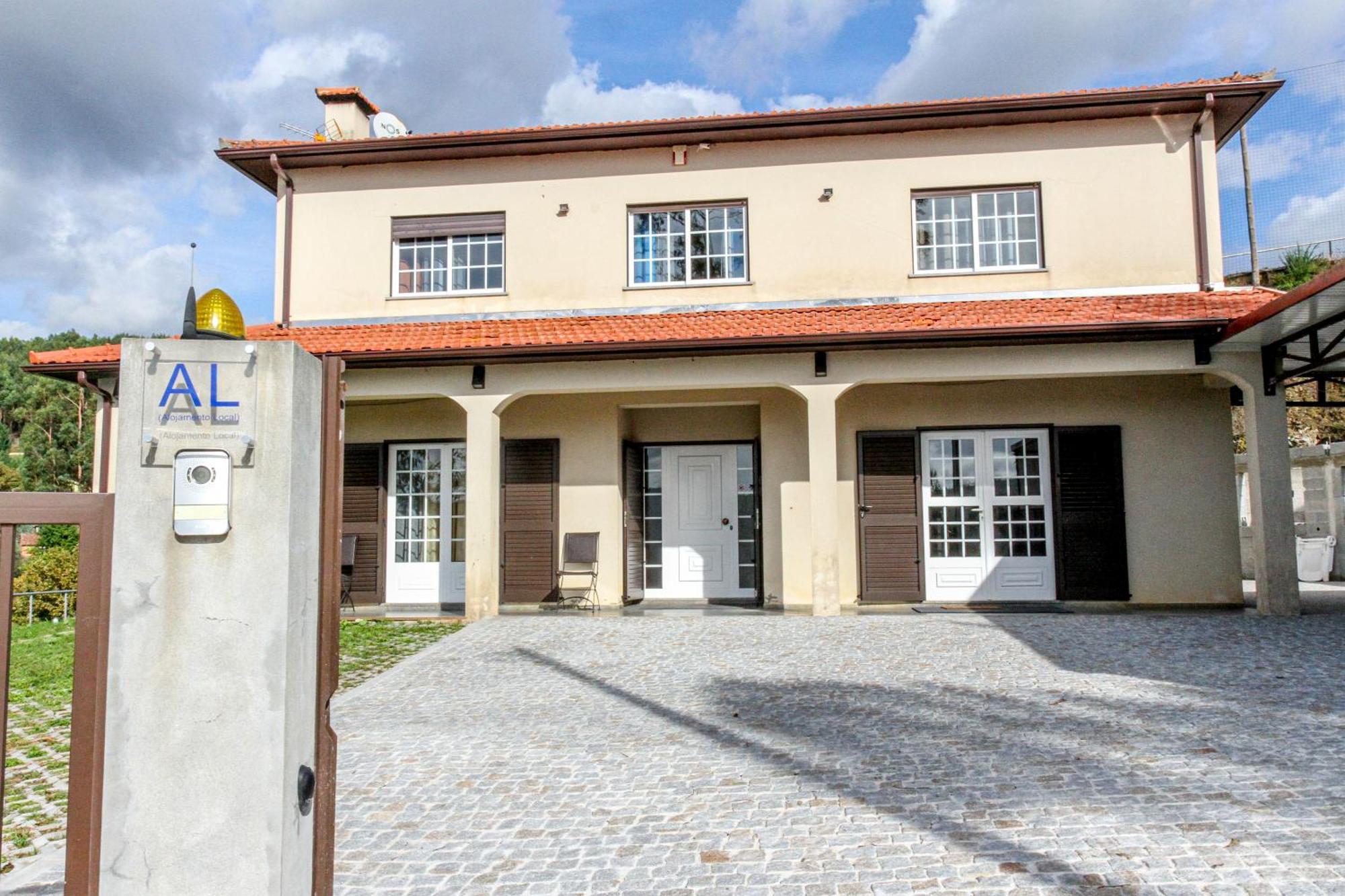Martins House Quartos Arouca Eksteriør bilde
